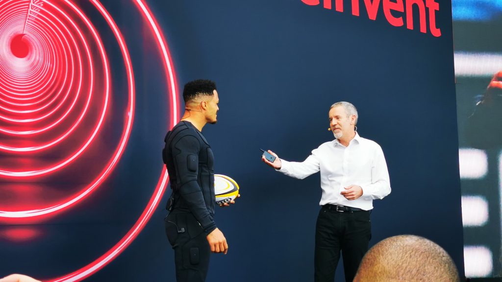 Vodafone UK gets off to a flying start for 5G with help from Lewis Hamilton 1