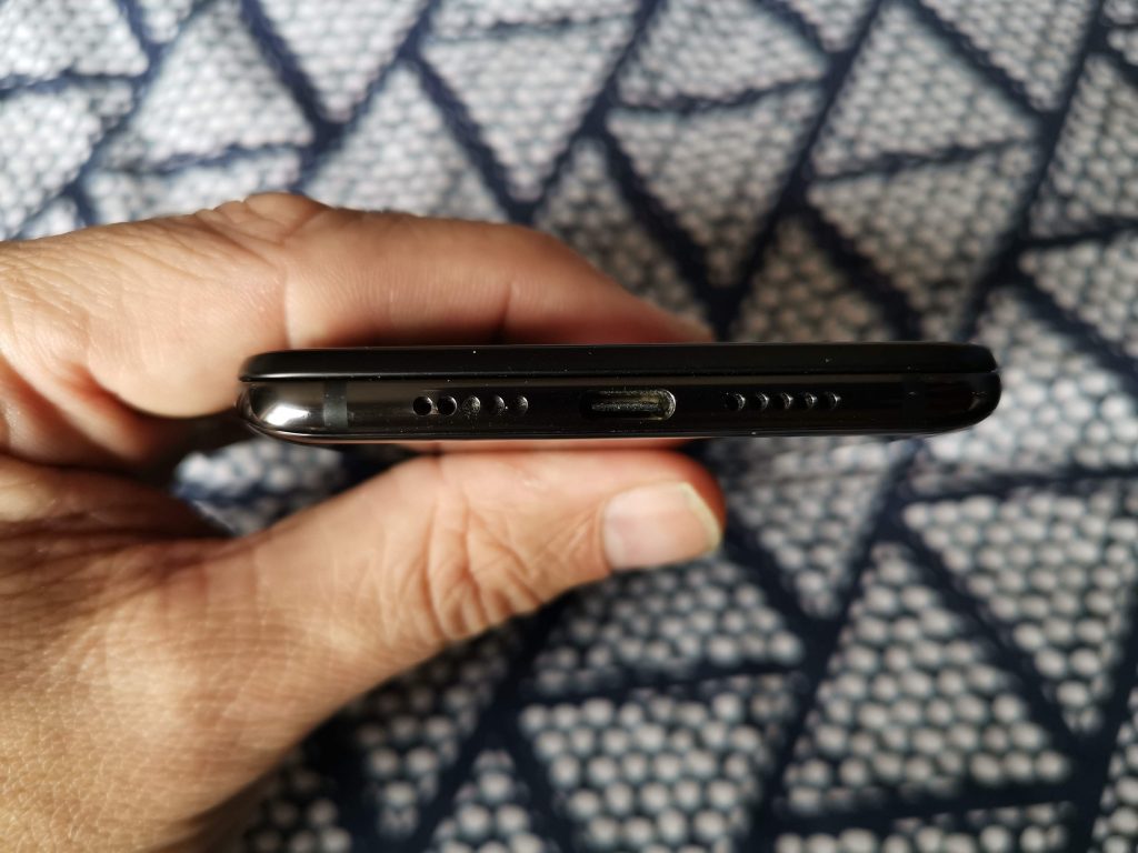 Review of the Xiaomi Mi Mix 3 5G but are you ready for 5G yet? 4