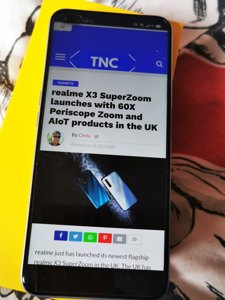 Review of the realme X3 Superzoom with 60x Zoooom 6