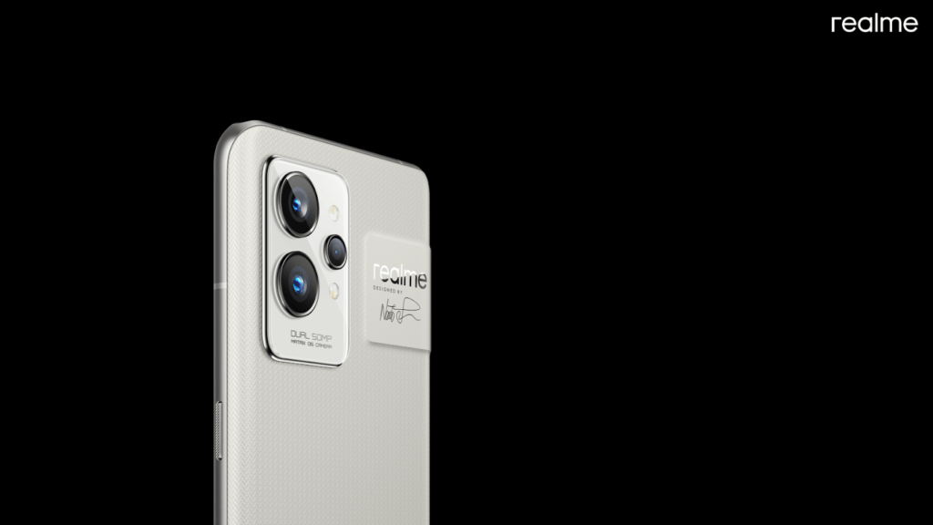 realme gt2 series triple cameras