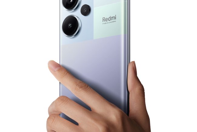 Redmi Note 13 Pro+ 5G purple handheld(2)