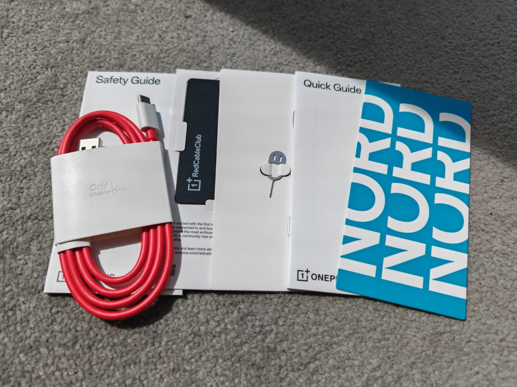 Whats in the OnePlus Nord CE4 Lite 5G box