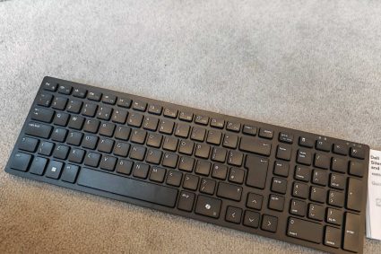 Dell KM555 Review: A Deep Dive into the Silent and Affordable Wireless Keyboard and Mouse Combo