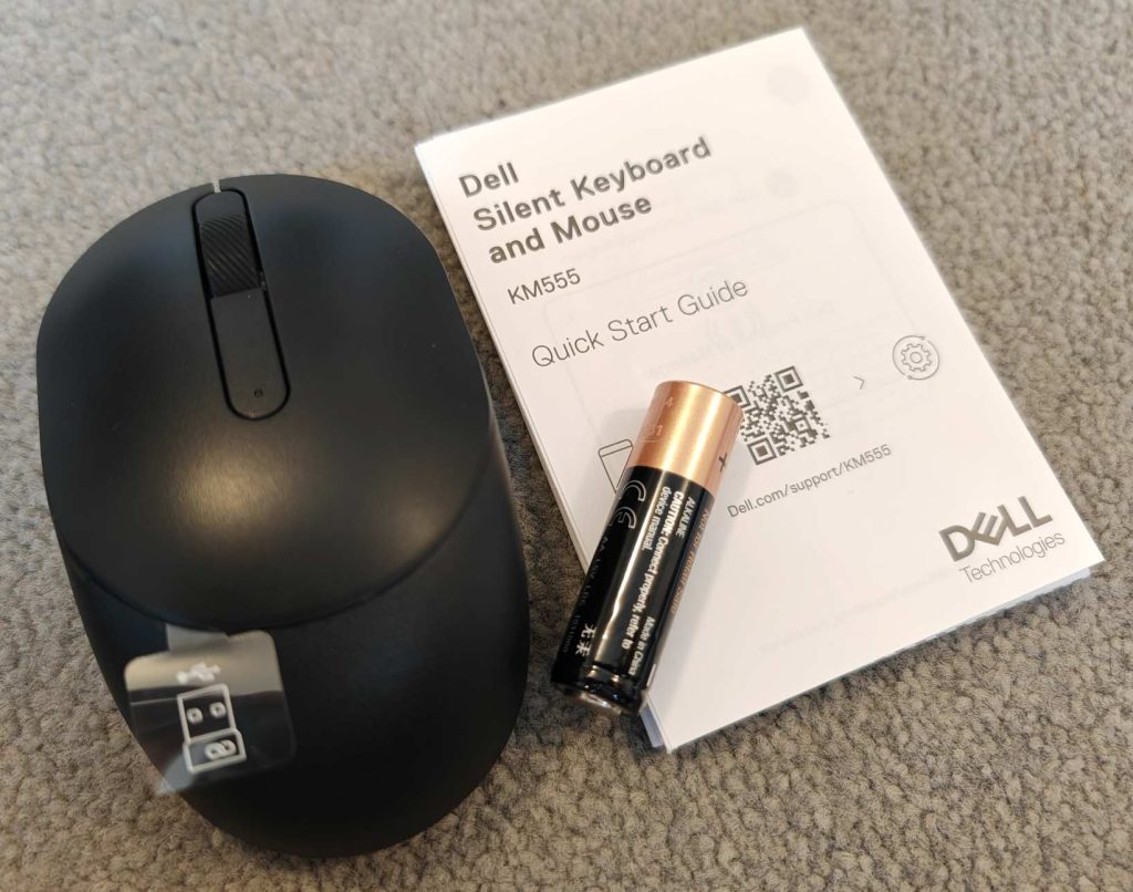 Dell KM555 Review: A Deep Dive into the Silent and Affordable Wireless Keyboard and Mouse Combo 3