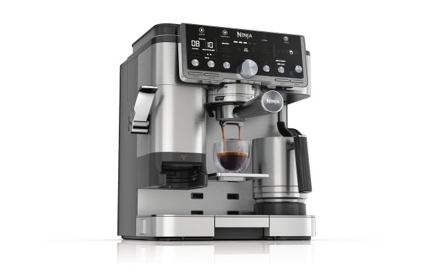 JPG R ES701UK Hero Angled