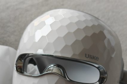 The Ulike ReGlow: Does the Light Therapy Live Up to the Hype? 1 First look at the Mask