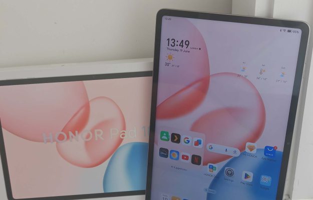 Honor Pad 10 Box and Pad 10 together