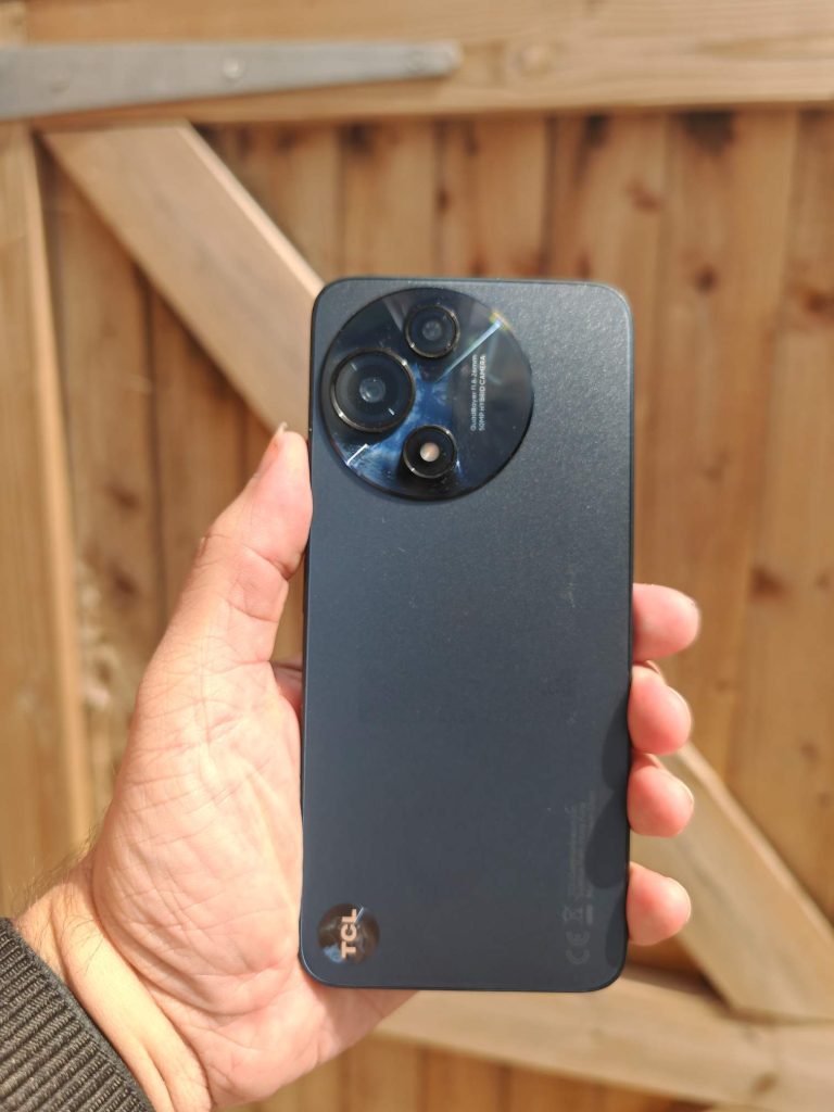 TCL 60R Back