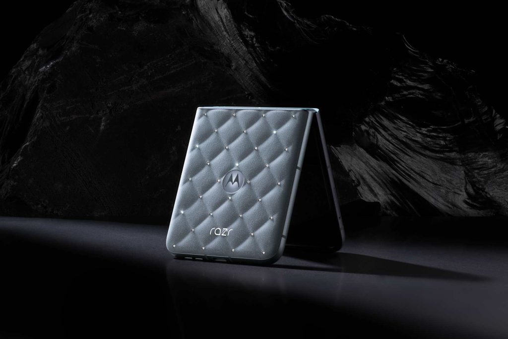 MOTOROLA RAZR SWAROVSKI TABLETOP
