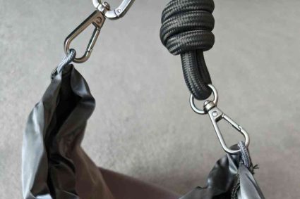 MAGEASY Flip Bucket Crossbody