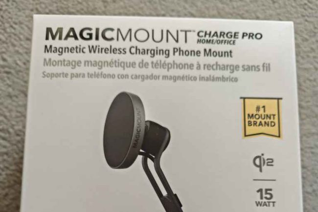 MagicMount Charge Pro Home Office pic1