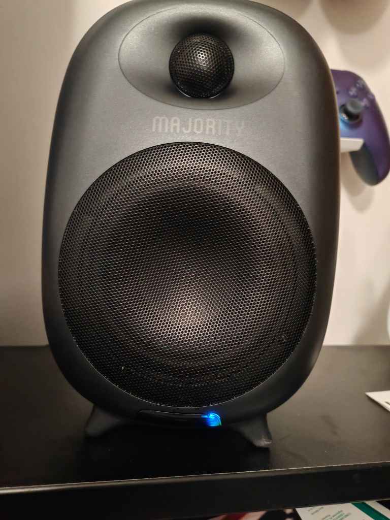 Majority D80 Right Speaker On Majority D80 Right Speaker On