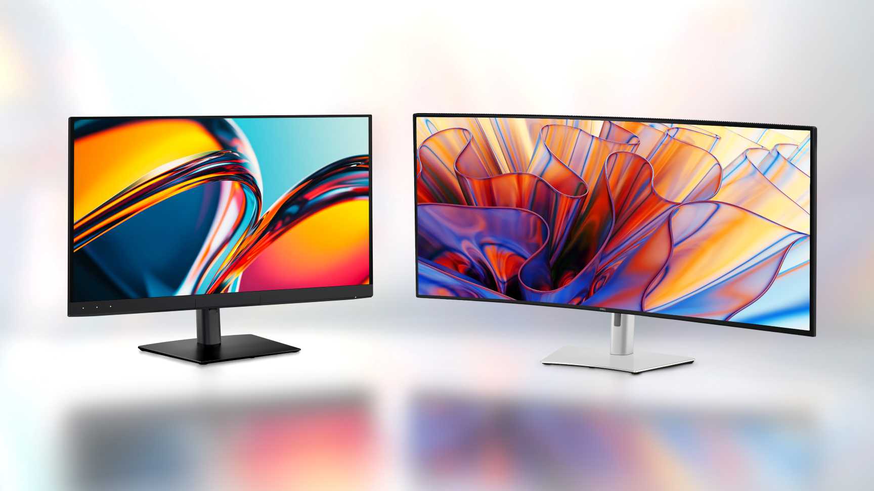 Dell UltraSharp 32 + 52 Monitors