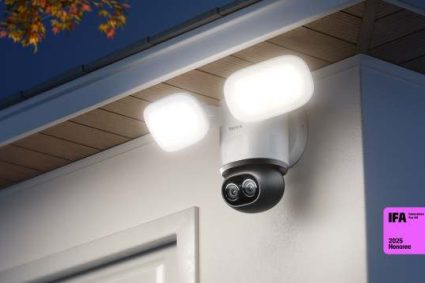 Reolink TrackFlex Floodlight WiFi Launches with Dual-Lens 4K AI Security