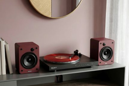 Majority Auto Bluetooth Turntable