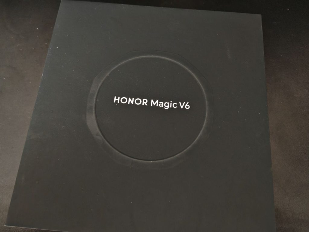 Honor Magic V6
