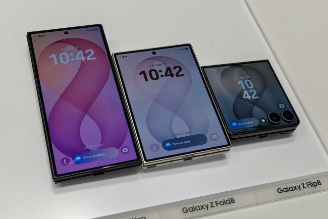 Samsung Galaxy Z Fold 8 Ultra - Fold 8 and Flip 8