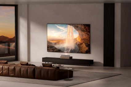 XGIMI Unveils AURA 3: World’s First 4K 120Hz UST Projector