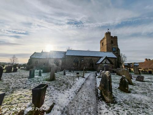 Review of the Honor Magic 7 Pro: An In-Depth Exploration of a Flagship Contender 3