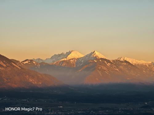 Review of the Honor Magic 7 Pro: An In-Depth Exploration of a Flagship Contender 194