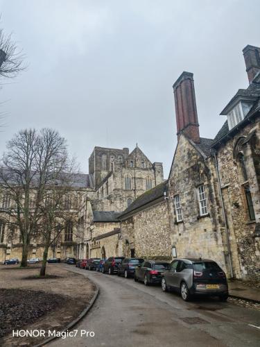 Review of the Honor Magic 7 Pro: An In-Depth Exploration of a Flagship Contender 175